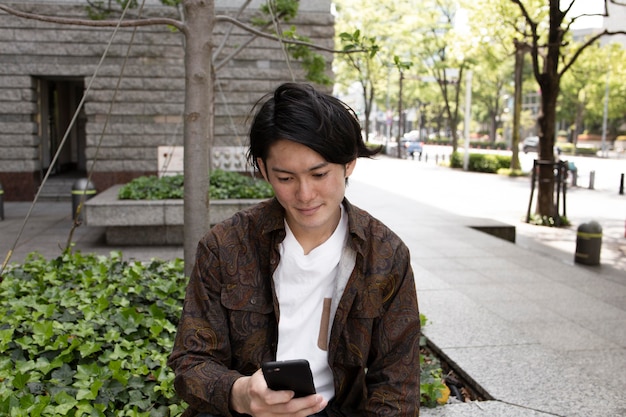 Why Japanese People Ignore Unread Messages